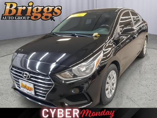 2022 Hyundai Accent SE