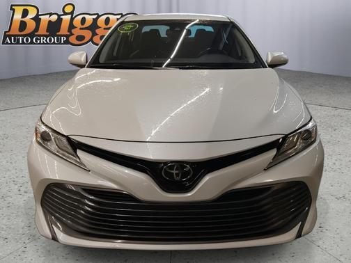 2020 Toyota Camry XLE