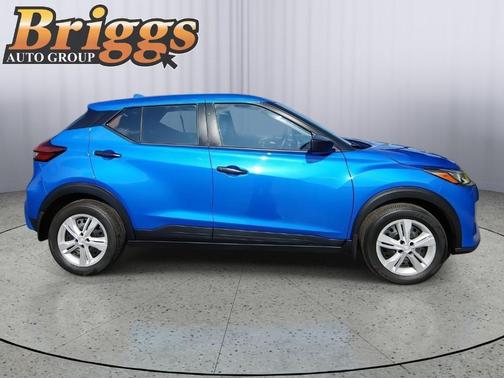 2024 Nissan Kicks S