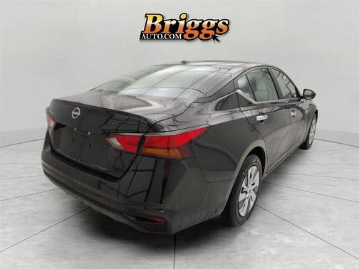 2025 Nissan Altima S