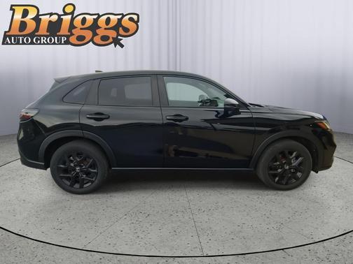 Crystal Black Pearl 2023 Honda HR-V Sport