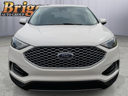 Star White 2023 Ford Edge SEL