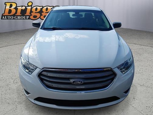 2018 Ford Taurus SE