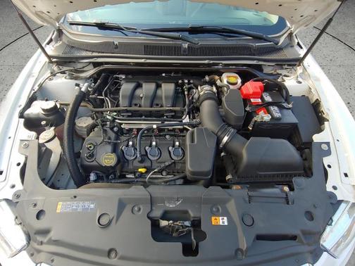 2018 Ford Taurus SE