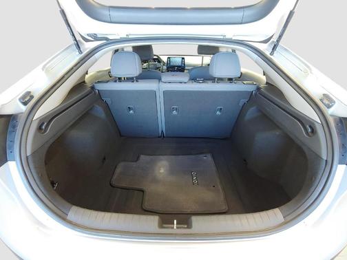 2020 Hyundai IONIQ Hybrid Blue