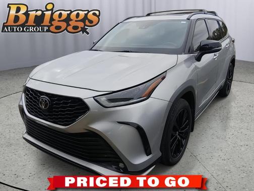 2022 Toyota Highlander XSE