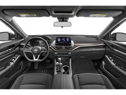 Brilliant Silver Metallic 2024 Nissan Altima 2.5 SV