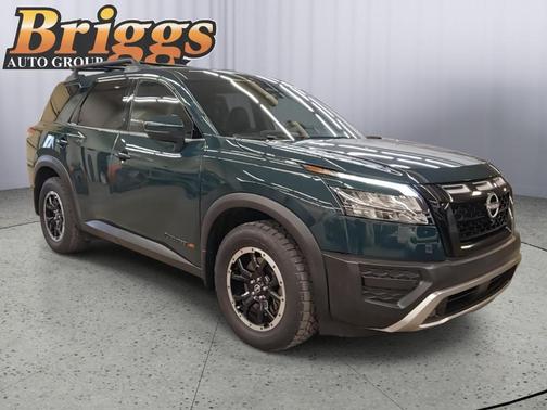 Obsidian Green 2023 Nissan Pathfinder Rock Creek