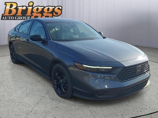 Meteorite Gray Metallic 2025 Honda Accord SE