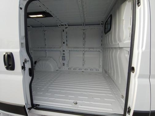 2024 RAM ProMaster 2500 Base