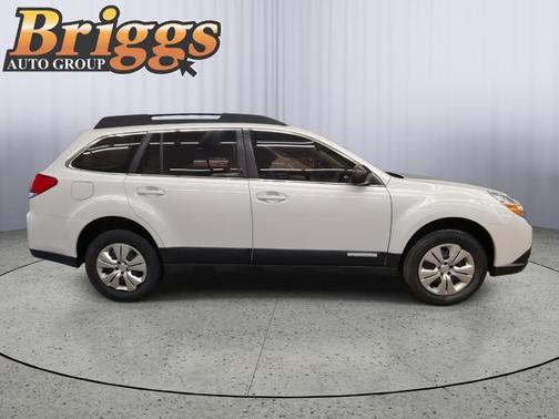 2011 Subaru Outback 2.5i