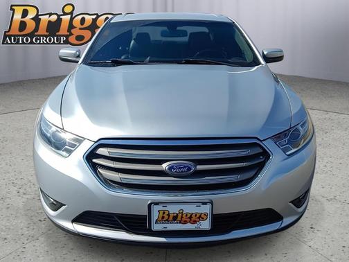 2018 Ford Taurus SEL