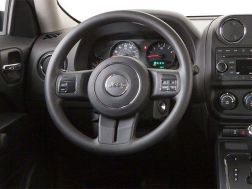 Light Sandstone Metallic 2010 Jeep Patriot Sport