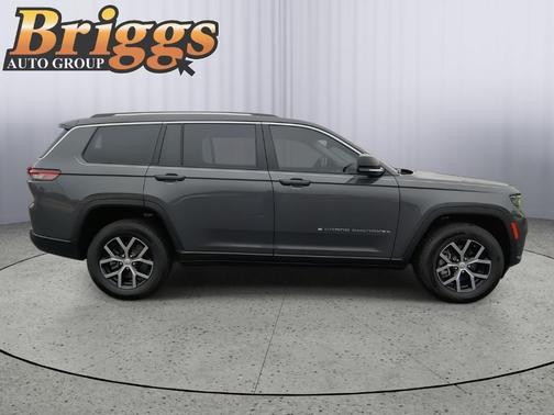 Metallic 2023 Jeep Grand Cherokee L Limited