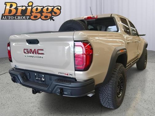 2024 GMC Canyon AT4X