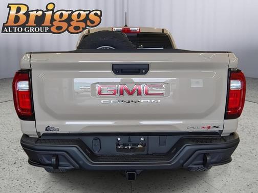 2024 GMC Canyon AT4X