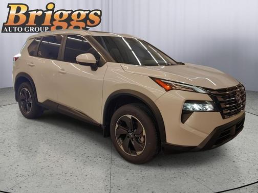 Everest White P 2026 Nissan Rogue SV