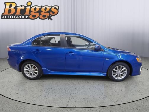 2016 Mitsubishi Lancer ES