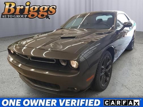 2022 Dodge Challenger SXT