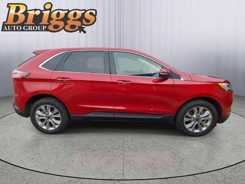 2023 Ford Edge Titanium