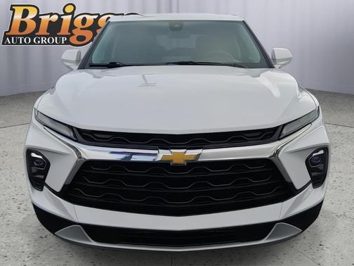 Summit White 2025 Chevrolet Blazer LT