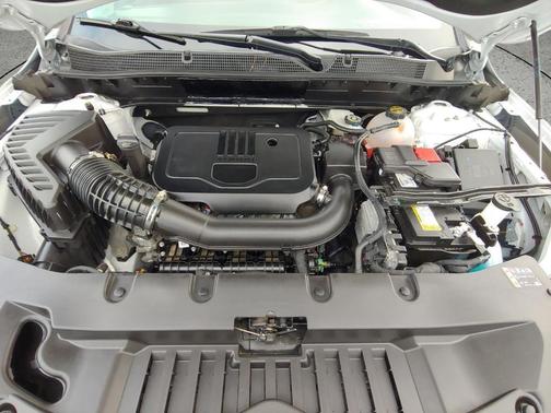 Summit White 2025 Chevrolet Blazer LT