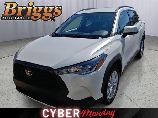 2022 Toyota Corolla Cross LE