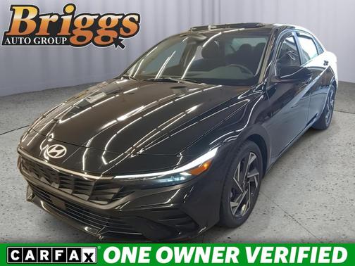 Black 2024 Hyundai ELANTRA SEL