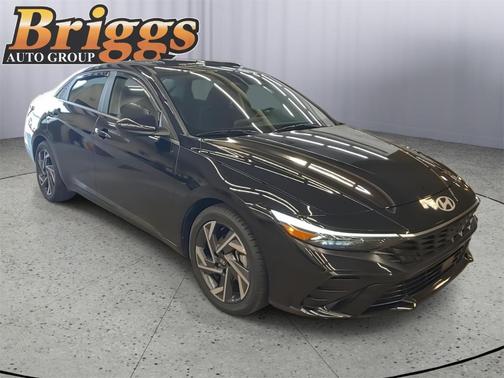 Black 2024 Hyundai ELANTRA SEL