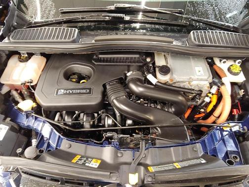 2017 Ford C-Max Hybrid SE