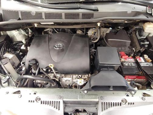 2018 Toyota Sienna XLE