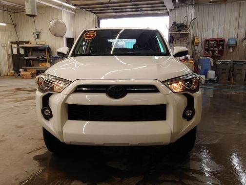 2024 Toyota 4Runner SR5