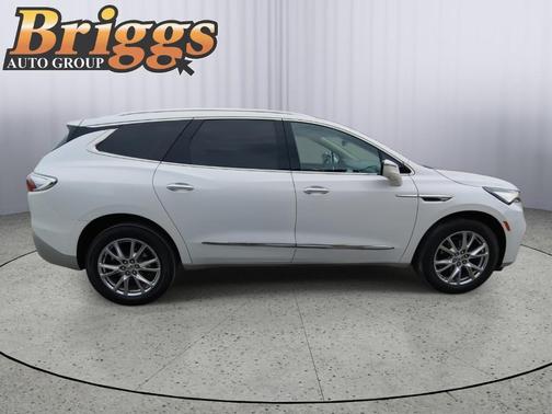 2023 Buick Enclave Premium