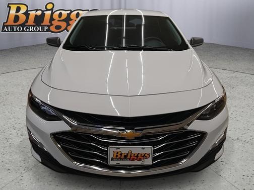 Summit White 2023 Chevrolet Malibu 1LS