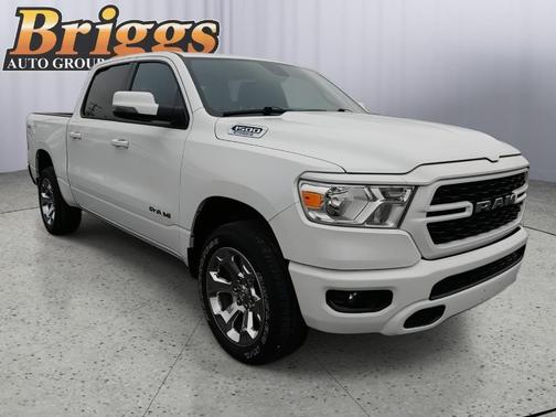 Bright White Clearcoat 2023 RAM 1500 Big Horn