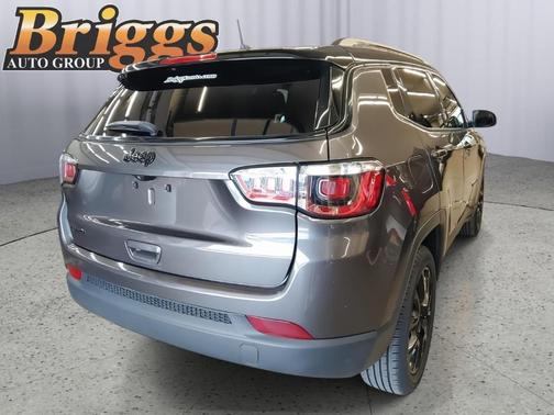 2023 Jeep Compass Altitude