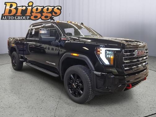 2025 GMC Sierra 2500 AT4