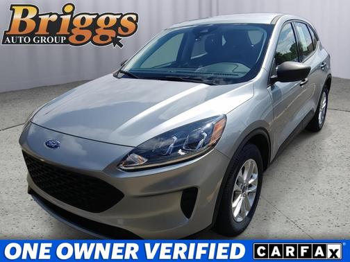 Iconic Silver Metallic 2022 Ford Escape S