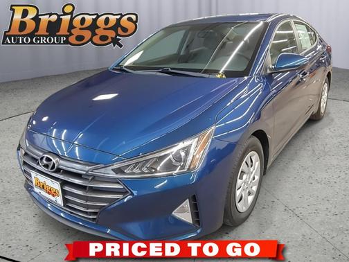 2019 Hyundai ELANTRA SE