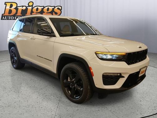 Bright White Clearcoat 2023 Jeep Grand Cherokee Limited