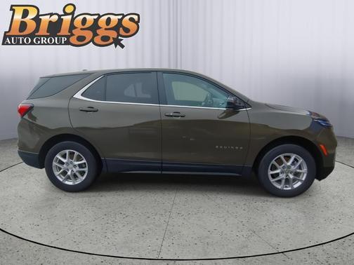 Harvest Gold / Bronze 2024 Chevrolet Equinox LT