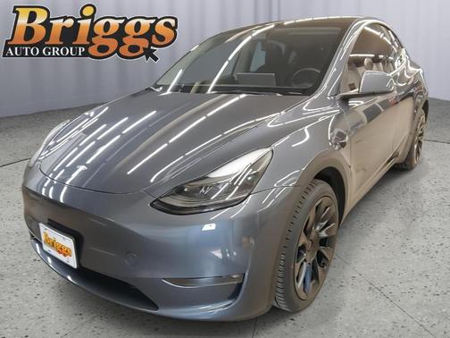 2023 Tesla Model Y Long Range