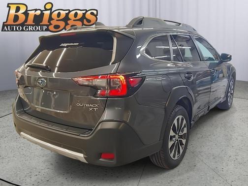 Magnetite Gray Metallic 2024 Subaru Outback Limited XT