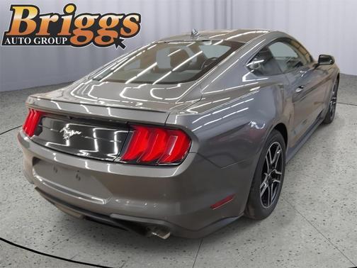 2022 Ford Mustang EcoBoost Premium