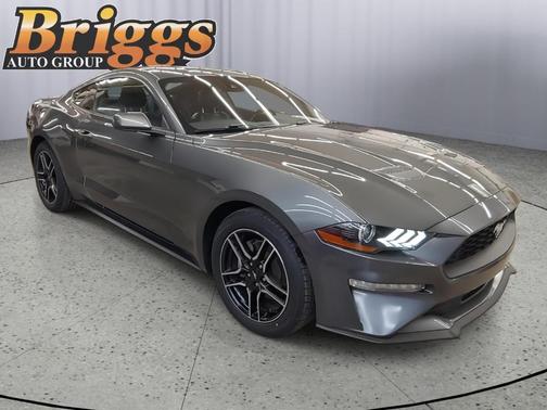 2022 Ford Mustang EcoBoost Premium