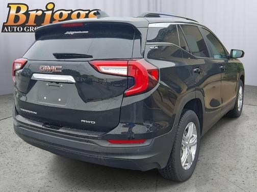 Ebony Twilight Metallic 2023 GMC Terrain SLE