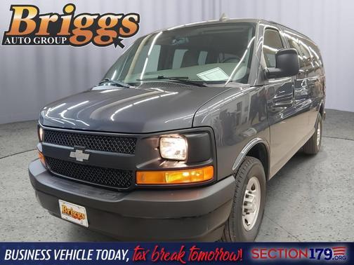 2017 Chevrolet Express 2500 LS