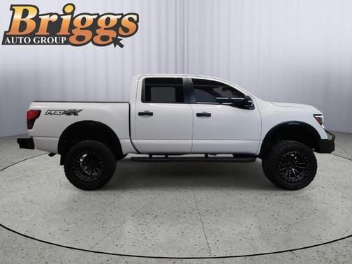 2024 Nissan Titan PRO-4X