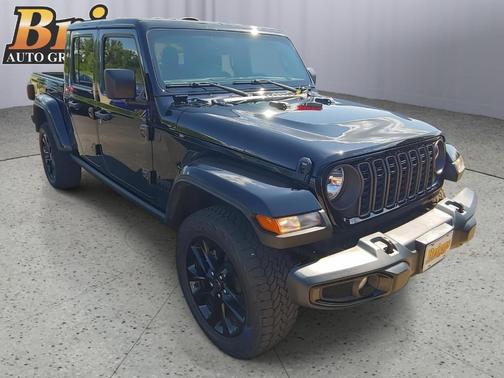 2024 Jeep Gladiator Nighthawk