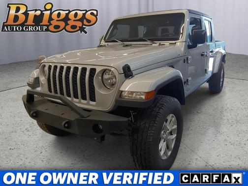 2023 Jeep Gladiator Sport